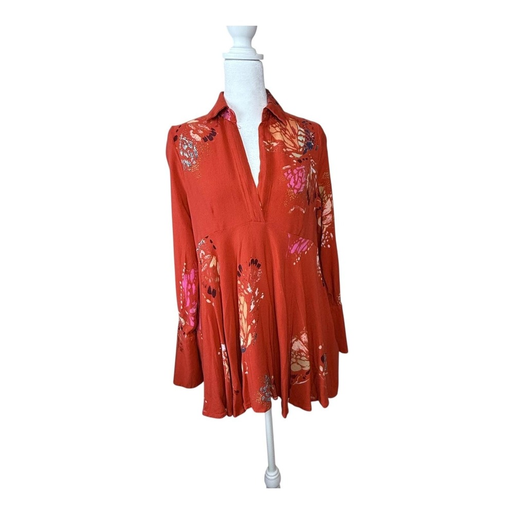 Free People Tunic Shirt Womens Small Red Floral Butterfly Boho Long Sleeve Rayon - Picture 1 of 16